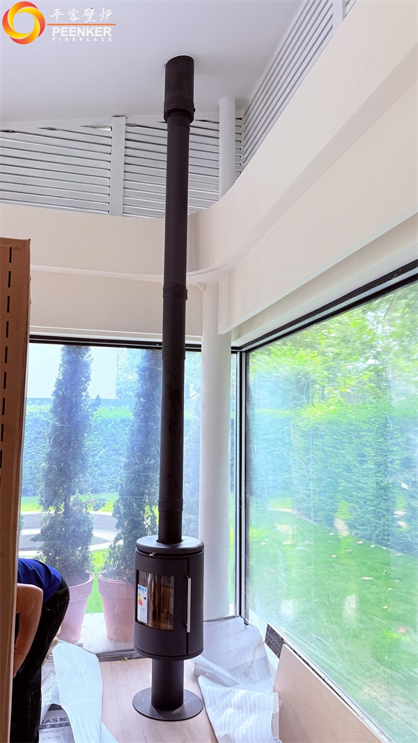 上海湖畔佳苑別墅丹麥Morso 6848壁爐安裝.jpg